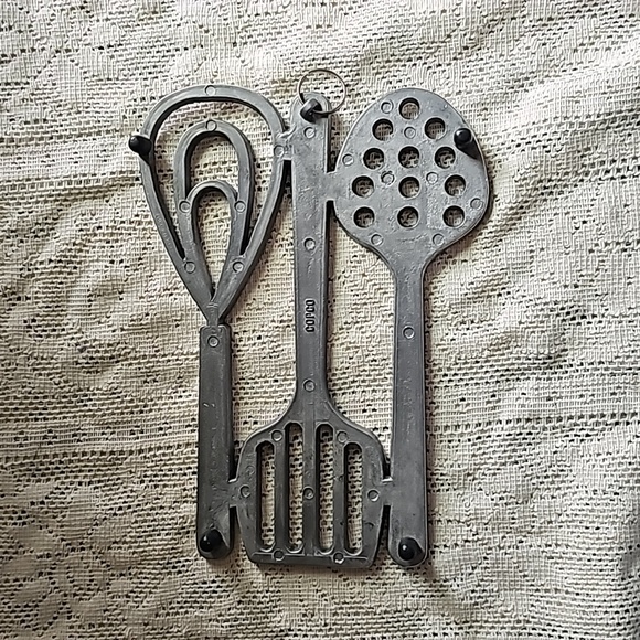 Copco Metal Trivet - Picture 4 of 6